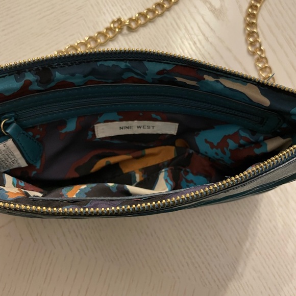 Nine West Blue leather shoulder or crossbody purse - Picture 4 of 7